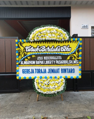 Papan Bunga Duka di Aru Utara Timur Batuley