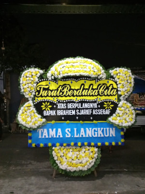 Papan Bunga Duka di Aru Utara Timur Batuley